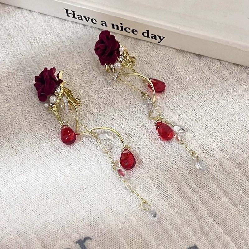 2025 New Year Red Velvet Pearl Earrings: Retro Hong Kong Style Whitening Studs for Women