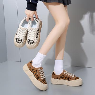 2025 Frühling neue koreanische Version ins atmungsaktive kleine weiße Schuhe Damen Low-Top Casual Board Schuhe Plateau Muffin Schuhe GT8805