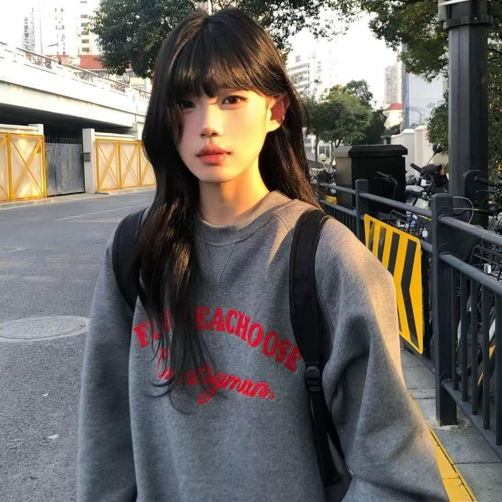 Vintage Gray Embroidered Letter Heavy Sweater Women's Autumn and Winter Velvet Thickened Hoodless Crew Neck Long-sleeved Top