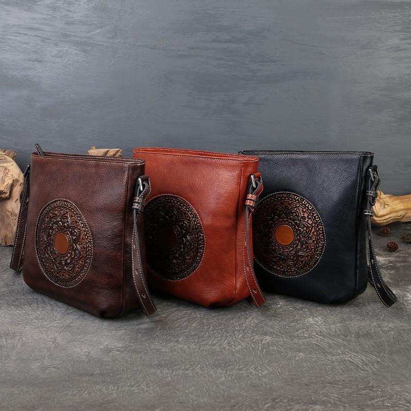 Johnature Retro Totem Reliéfní Pravá Kůže Dámská Taška Přes Rameno Hovězí Kůže Všestranná Malá Čtvercová Taška