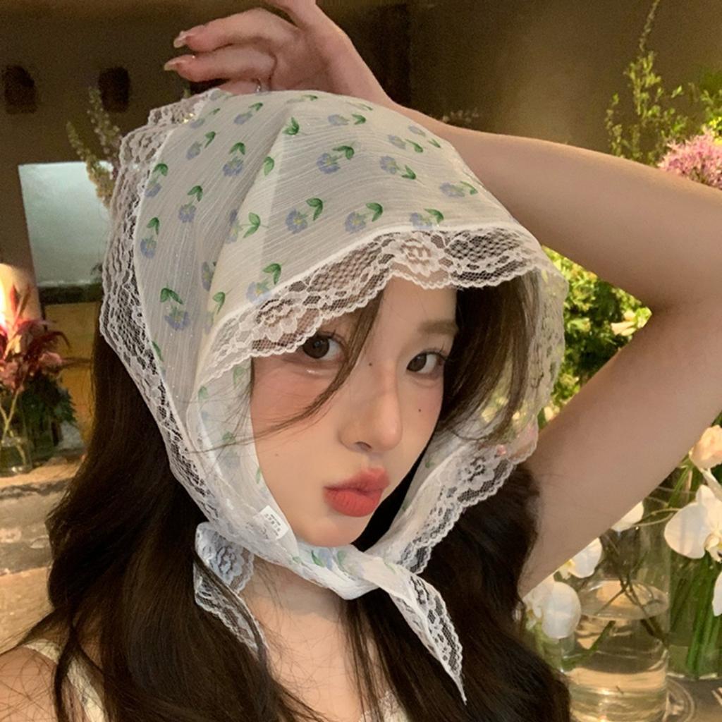 Französisches Retro-Blumen-Spitzen-Stirnband Damen Süßer Seidenschal Strandtasche Kopf Dreieckstuch Literarischer Fotoschal