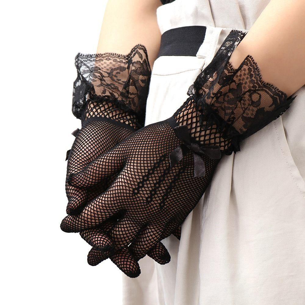 Short Women Lace Mesh Gloves Thin Etiquette Dress Gloves Holiday Princess Birthday Party Gloves