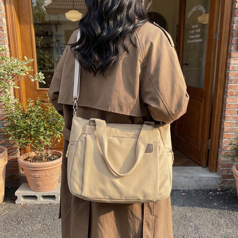 Women's Large Capacity Shoulder Bag