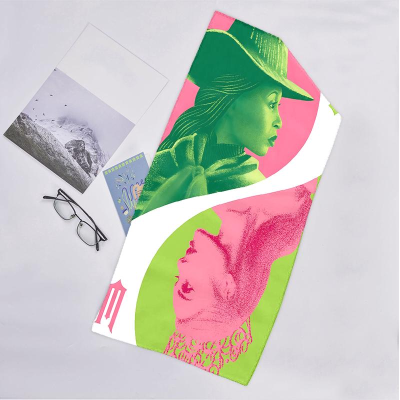 Fashion Beach Towel: Ideal for Summer Adventures Soft, Absorbent and Quick Drying Suitable for Swimming and Bathing