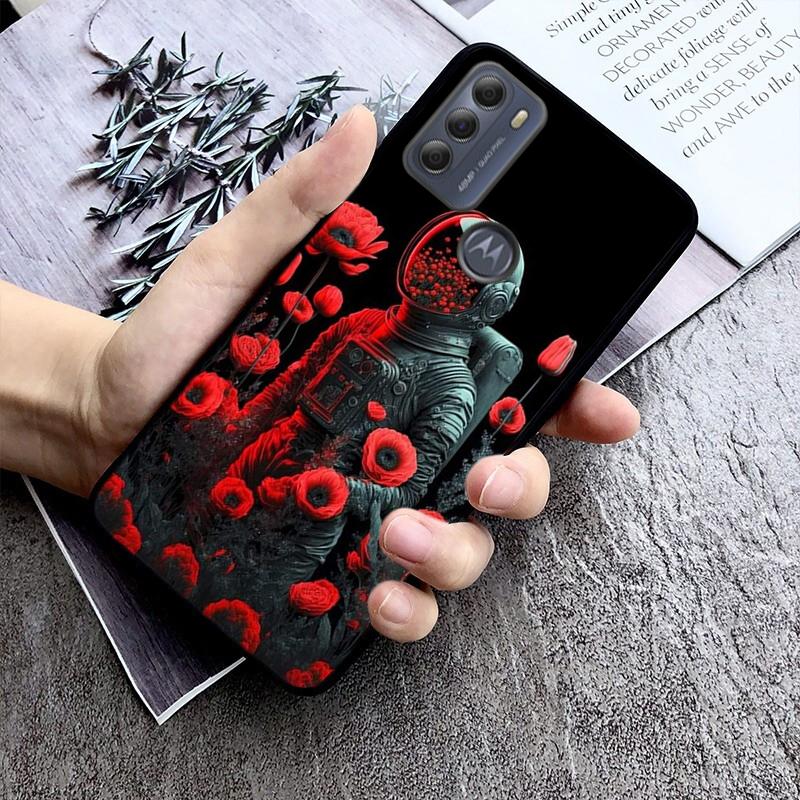 

Astronauts in the flower field Case For Motorola G Stylus 5G G Play G35 G45 G54 G24 G86 G04S E13 E14 E32 E32S G Stylus 5G 2023