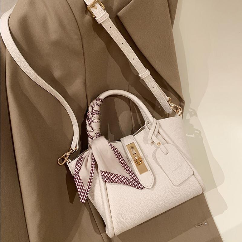 Trendy Women Bucket Tote Bags New In PU Leather Handbags Simple Shoulder Bags for Commuter Fashion High-end Crossbody Bags