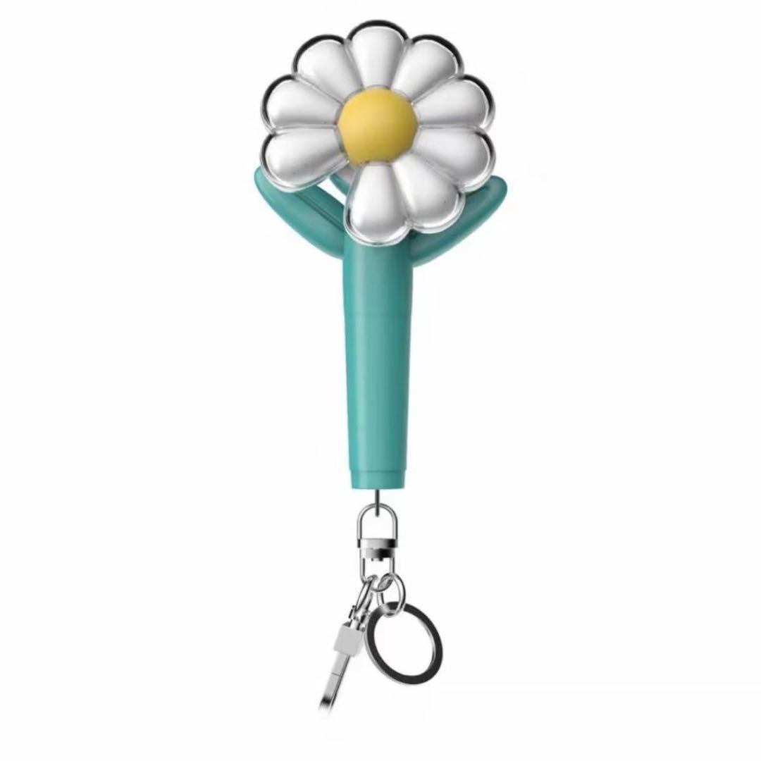 

[USED] G-DRAGON GD Mini Light Keychain Daisy Mint Blue