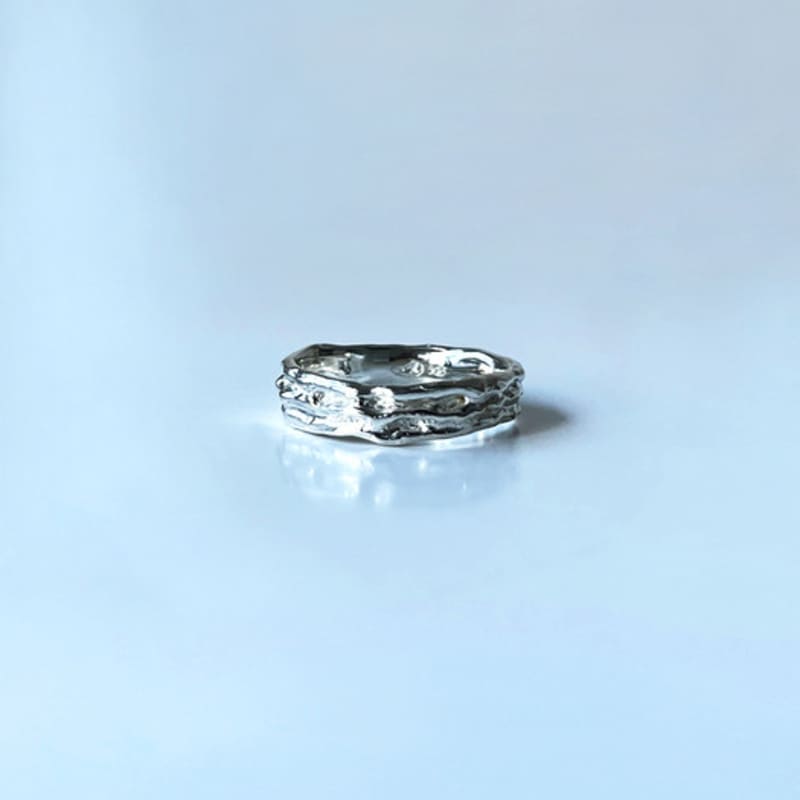 Water. MER. RIPPLE RING
