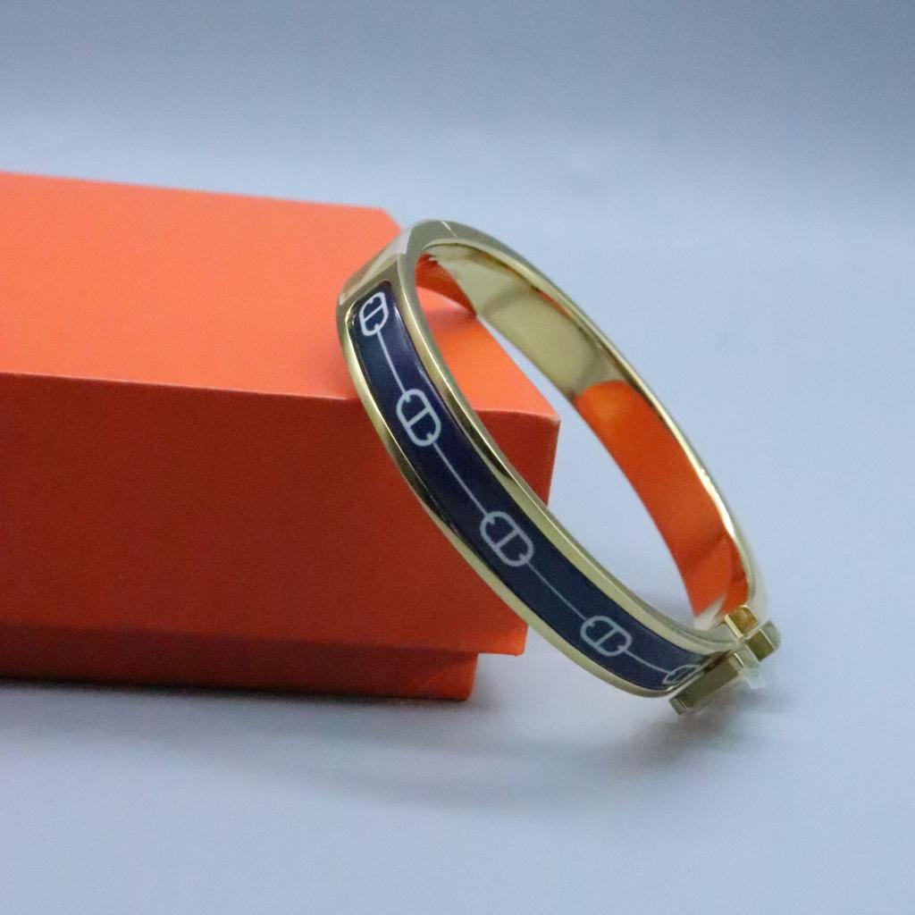 H Enamel Bracelet Classic High Quality