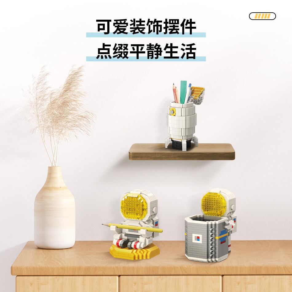 Building Blocks Astronaut Astronaut Presents Cute Pen Holder Mobile Phone Holder