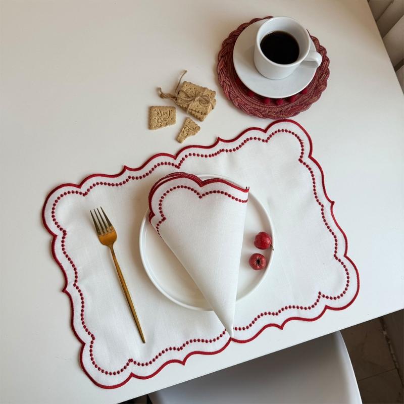 Modern Rectangular Embroidered Polyester Placemat Embroidery Machine Washable Table Mat For Family Gatherings