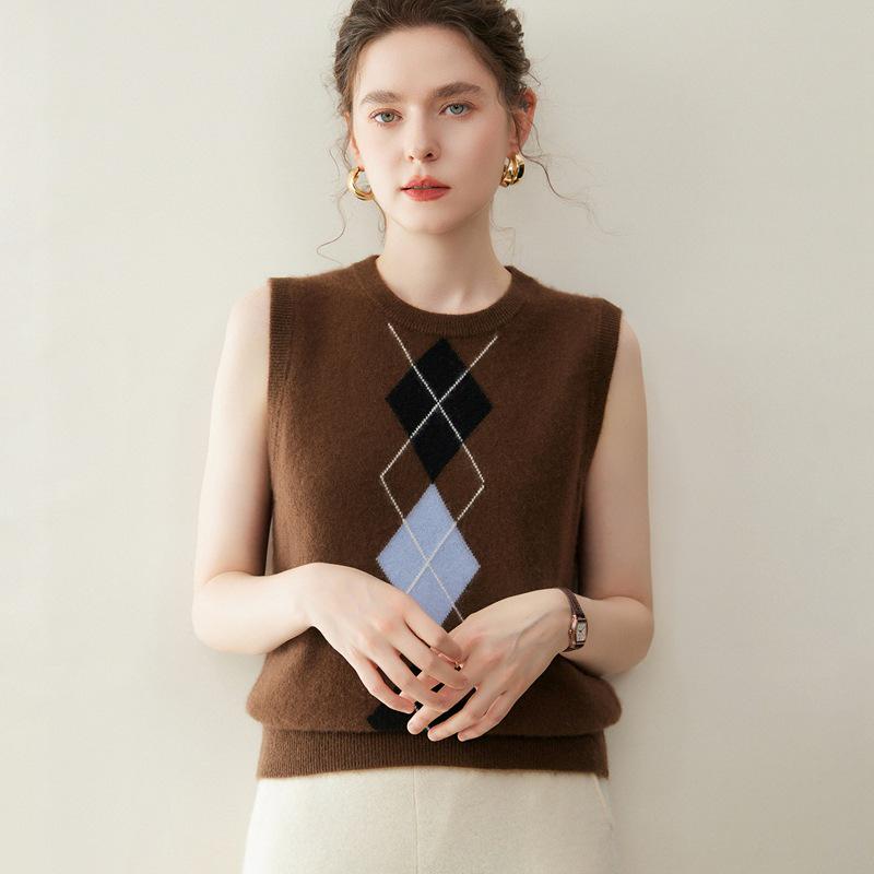 Women's Knitted Cashmere Diamond Pattern Sleeveless Vest - Autumn Winter Loose Fit Shawl Style Wool Outerwear.
