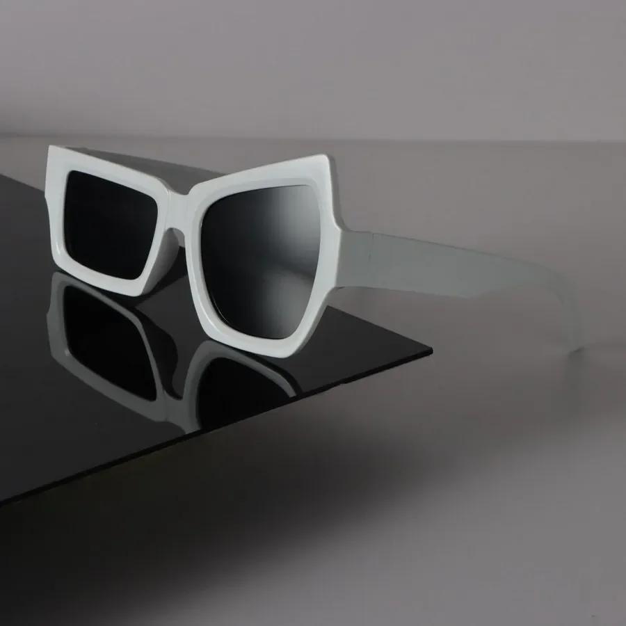 Retro Sun Glasses Women Men Cat Eye Mirror Clear Luxury Eyewear Sexy Designer Black Sun Glasses for Female Male