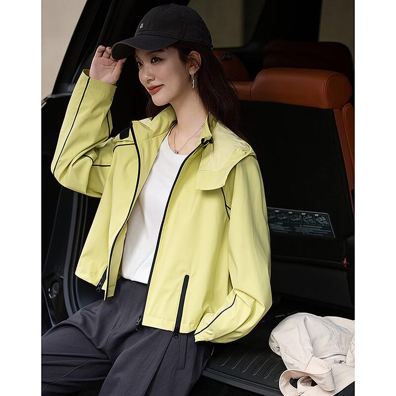 

Women s Detachable Hood Color-Block Jacket M