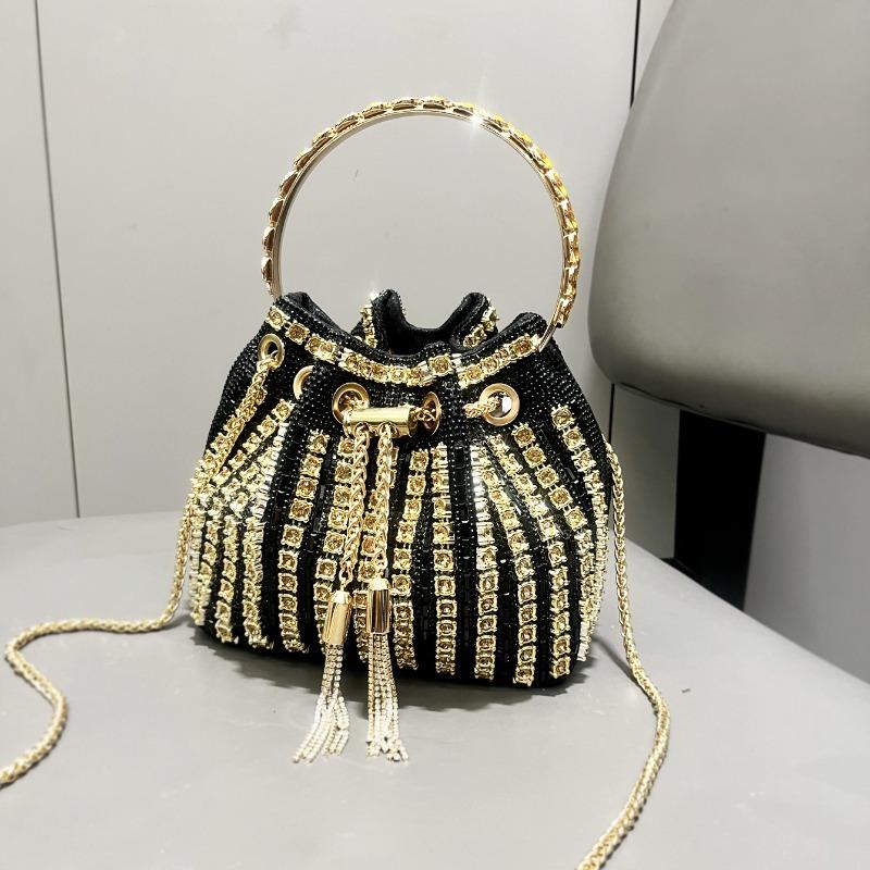 Dinner handbag, new high-value women's bag, fashionable diamond-encrusted chain bag, shoulder messenger bag.