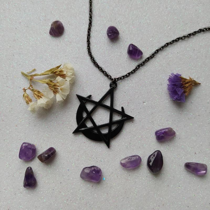

International Five-pointed Star and Crescent Moon Necklace