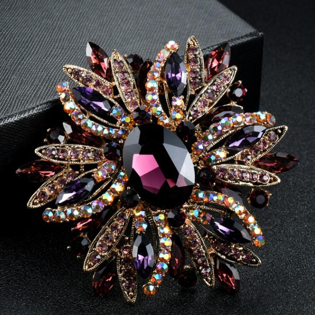 Luxury Vintage Crystal Flower Brooch for Women, Elegant and Fashionable Wedding Dress Accessory, Floral Headpiece Decoration