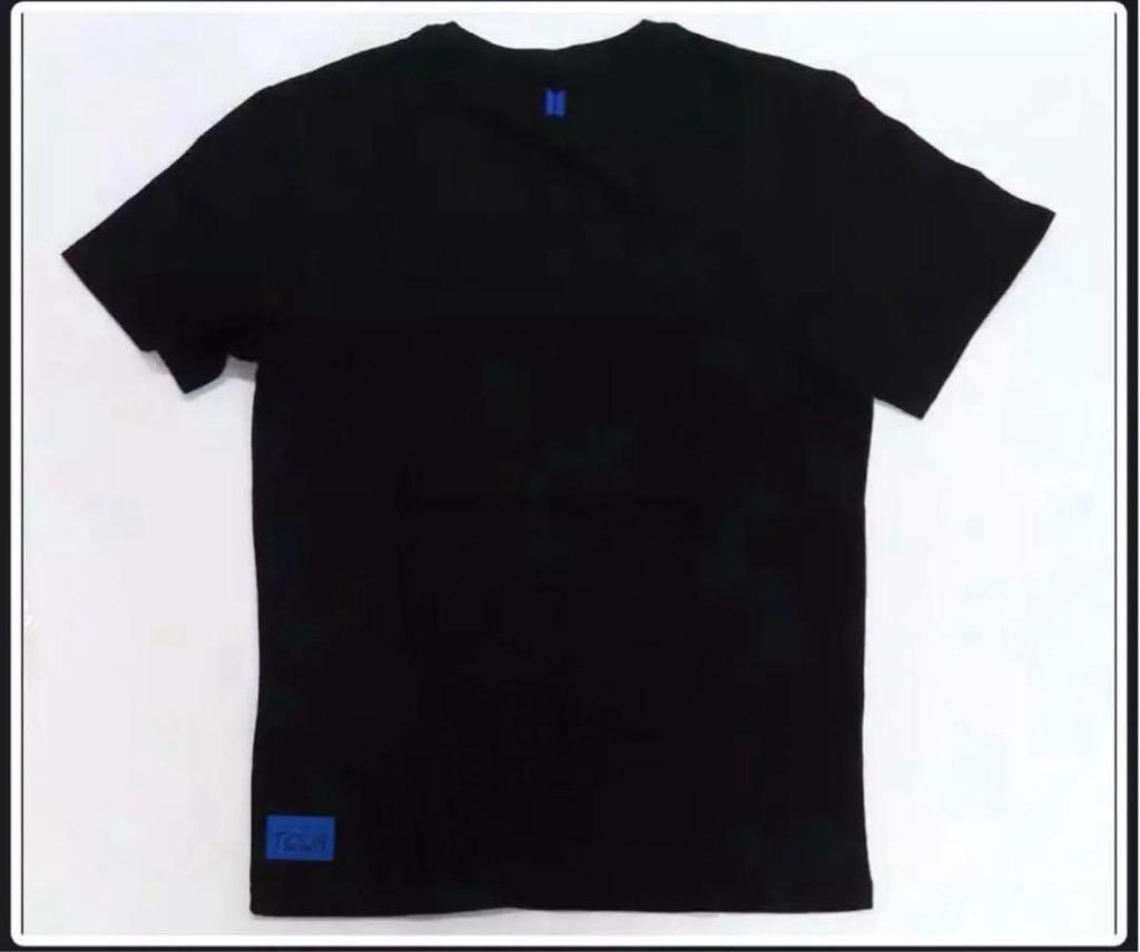 [USED] BTS MAP OF THE SOUL T-shirt, size L, official