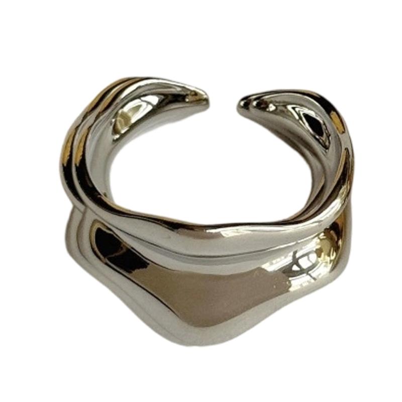 Elegant Curved Waved Design Ring Glossy Finishes Adjustable Size Gold Tone Alloy Accessory For Daily Wear