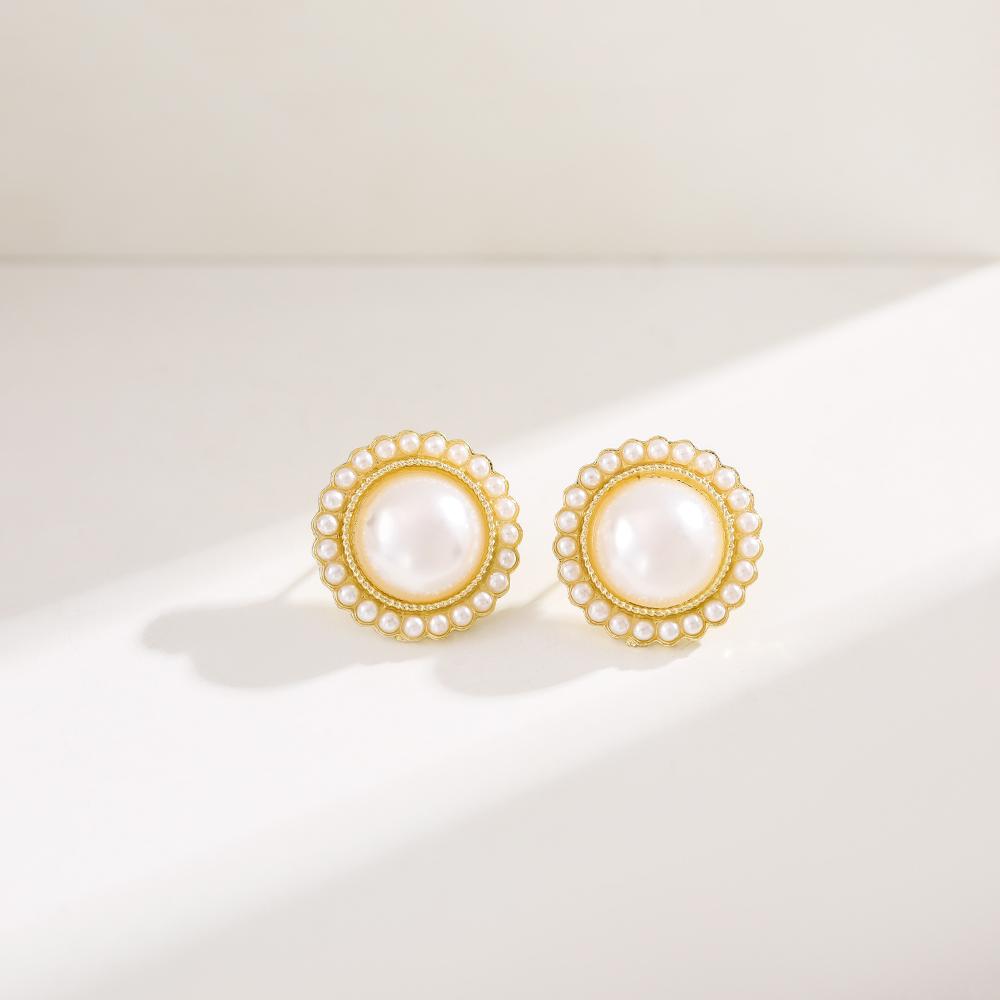 Boucles d'oreilles élégantes de couleur or pour femmes, tempérament blanc, boucles d'oreilles irrégulières, bijoux tendance, cadeaux