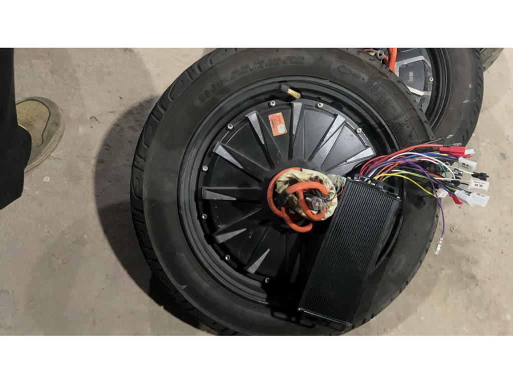 Generalüberholtes 12-Zoll-Elektromotorrad mit 1200W/1500W bürstenlosem Motor und Scheibenbremsen