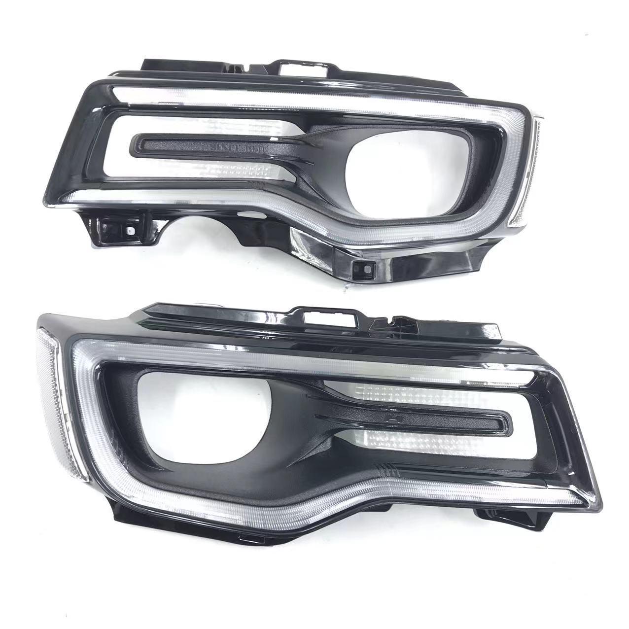 

Black and White Trim Headlight Frame for 2014-2018 Grand Cherokee White trim, passenger right side