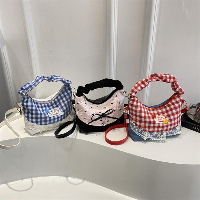 Korean Sweet Small Fresh Messenger Bag Women's 2025 Summer New Retro Red and Blue Contrasting Color Plaid Handbag Bag