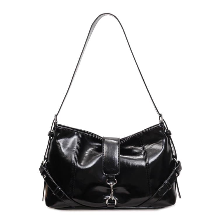 

Женская подмышечная сумка-мессенджер из блестящей лакированной кожи чёрный