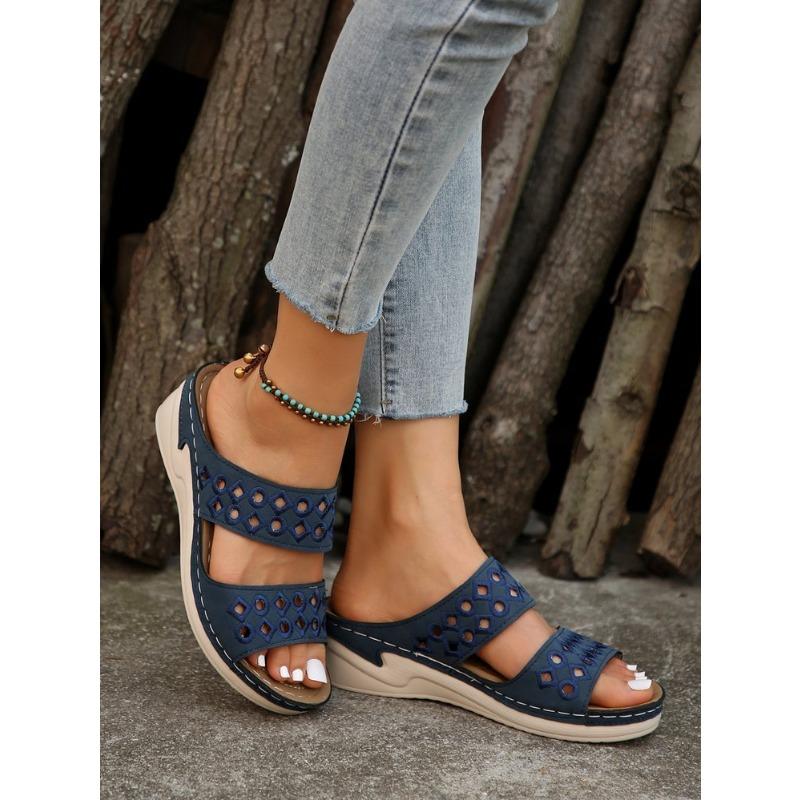 Foreign Trade Large Size Wedge Heel Women's Slippers Summer New European and American Wedge Heel One Word with Cool Slippers