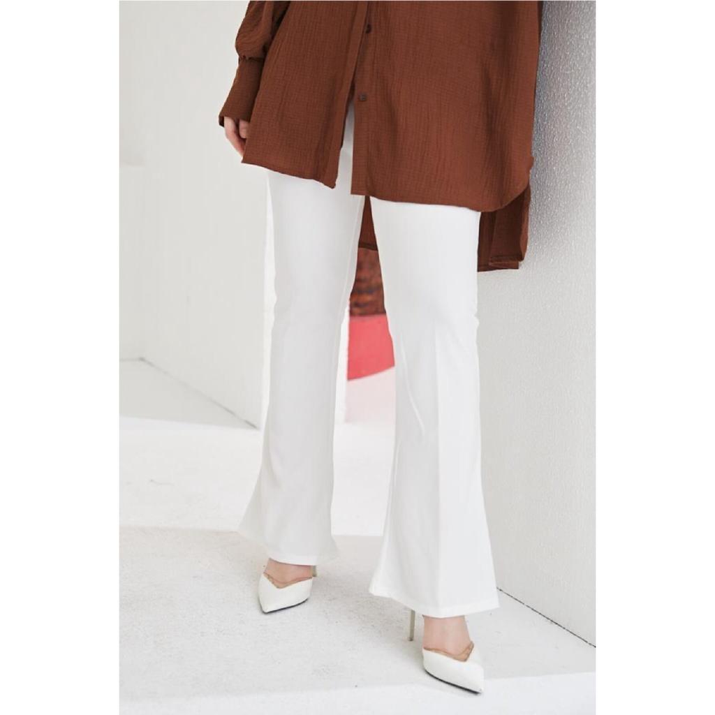 206 Spanish Leg Fabric Trousers