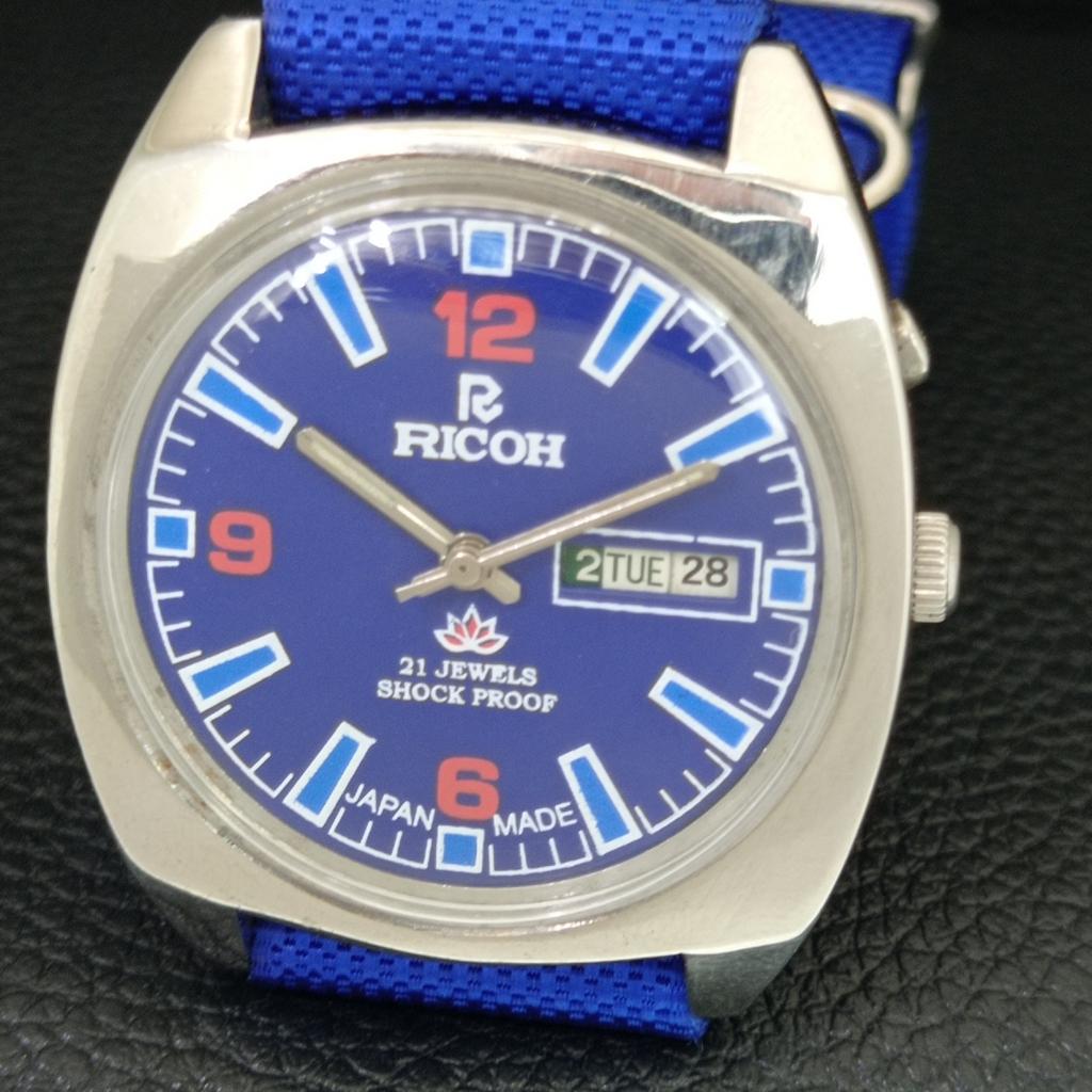 AUTOMATIC VINTAGE RICOH R31 JAPAN MENS BLUE COLOR DIAL WATCH a707719-1