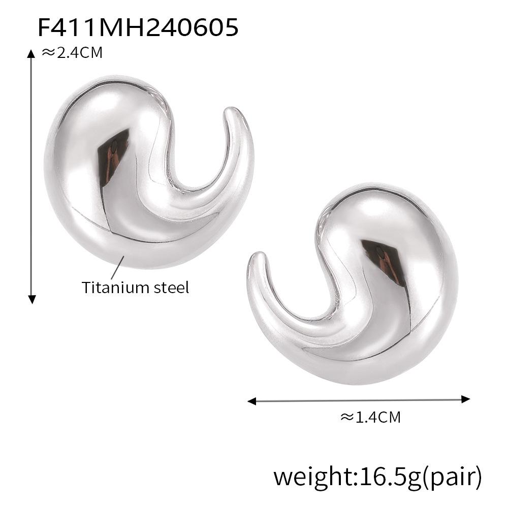 18K Gold Plated Titanium Steel Stud Earrings - Stylish, Polished & Versatile