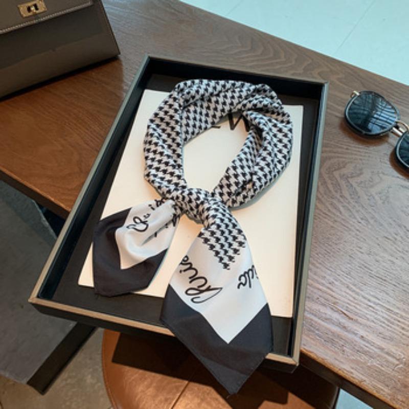 Classic Printed Large Scarf Women S Versatile Sun Protection Neck Scarf