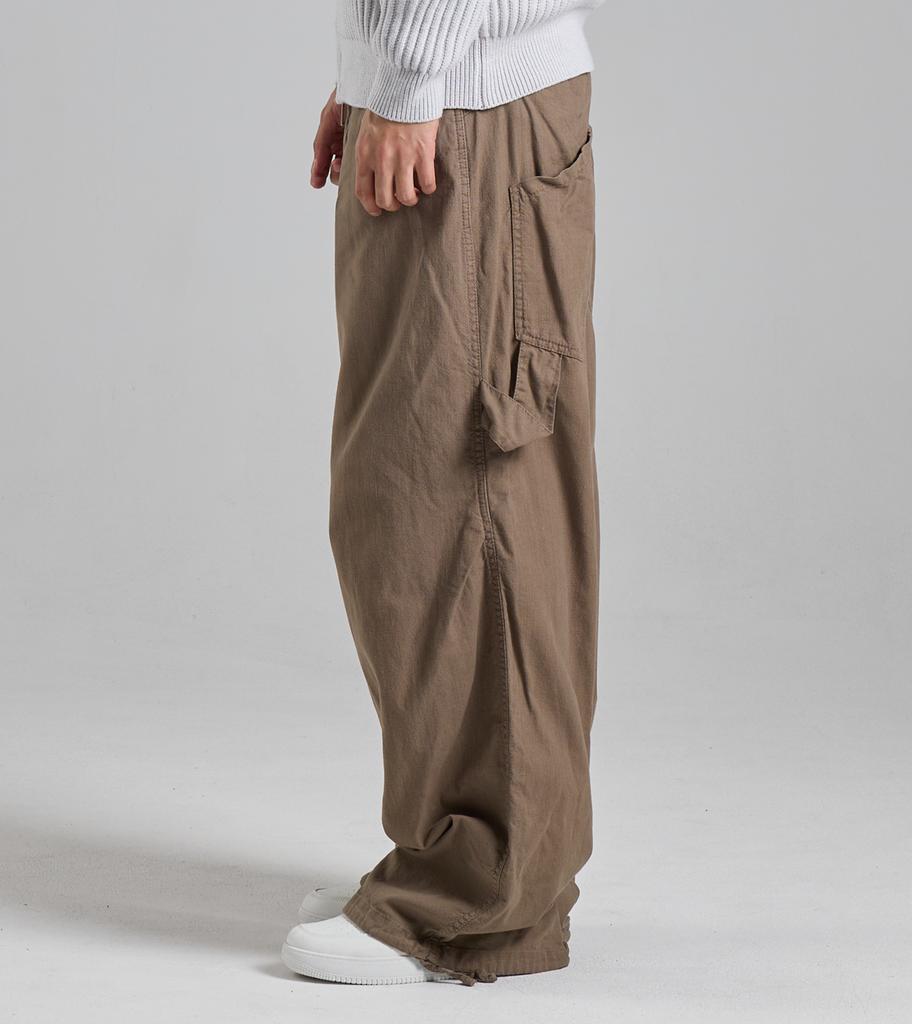 Beoteunseoul Multi-Pocket Wide Strap Cotton Pants (Brown)