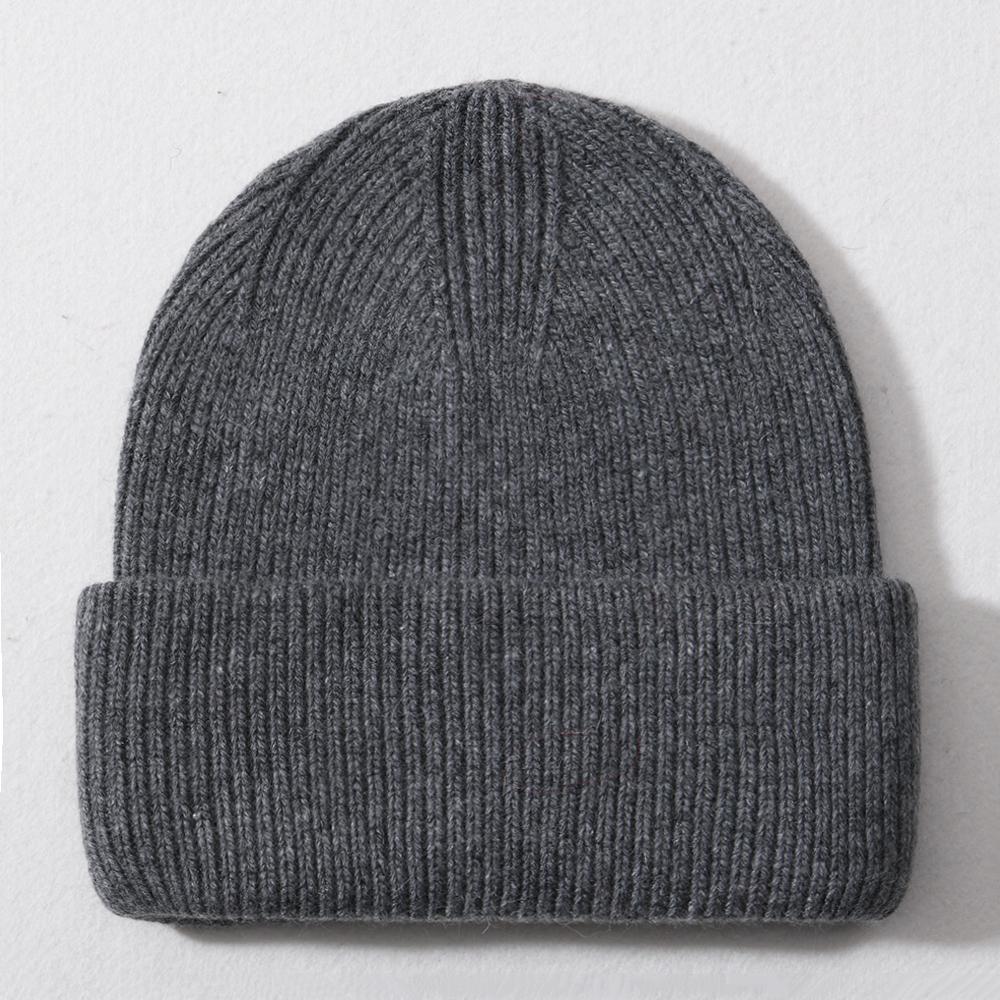 Custom Wool Beanie Hats for Women Luxury Warm Lambs Wool Knitted Winter Bennie for Business Travel Hand Drawn Logo