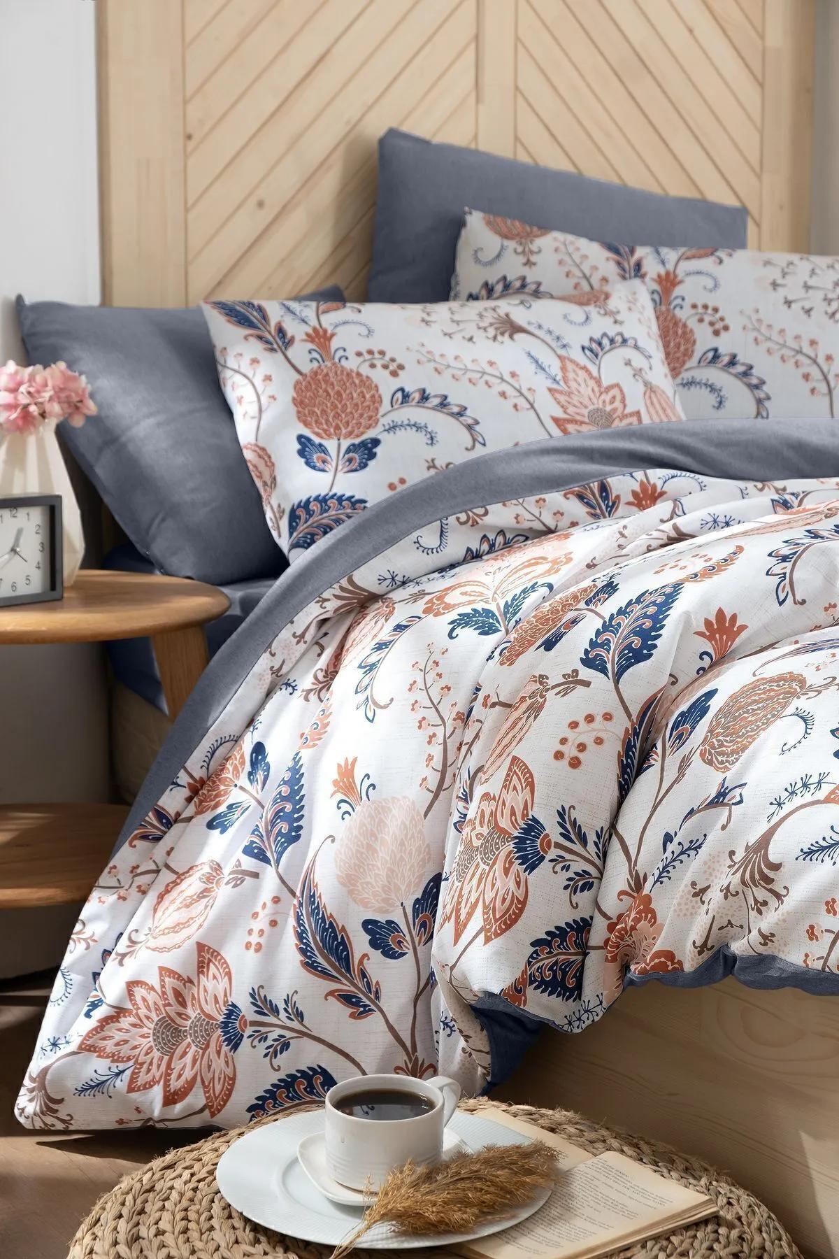 

Двойной комплект пододеяльников с простынями ETRO