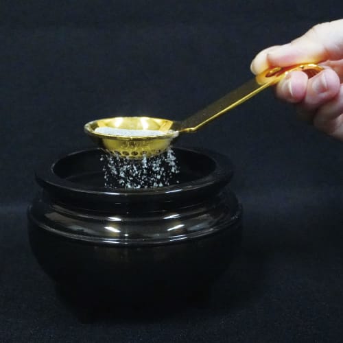 Fine Angled Ash Remover for Incense Burners, Incense Stick Holders, Ash Levelers, Ash Sifters, Ash Removers, Perforated Buddhist Altar Accessories (Go