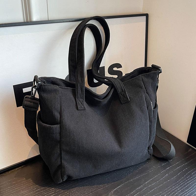 Casual corduroy messenger women's bag autumn and winter new literary and lazy wind large-capacity commuting shoulder tote bag