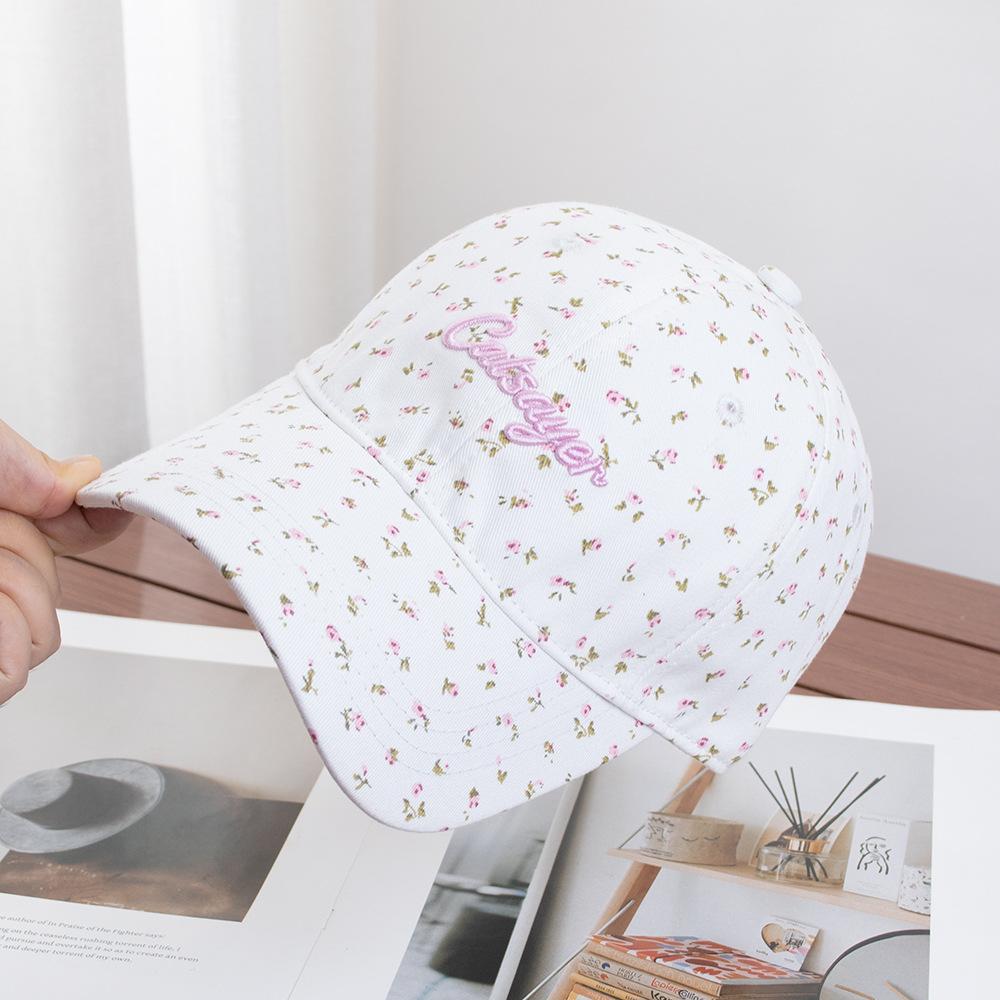 Nische mode kleine florale Buchstaben bestickte Baseballkappe Damen Frühling und Herbst Gesicht klein vielseitige Kappe