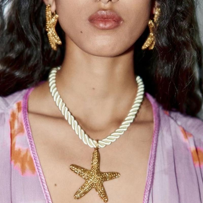 Beach Earrings Necklace for Women Elegant Vintage Starfish Pendant Choker Danger Earring for Party Holiday Boho-Jewelry