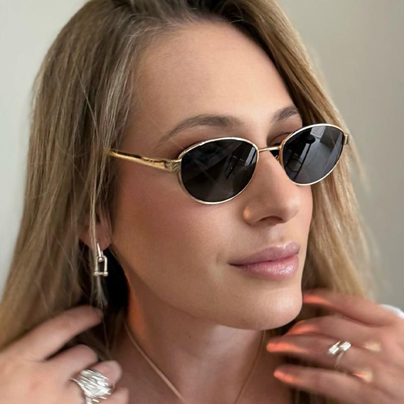 Trendy Retro Small-Frame Oval Metal Sunglasses – Stylish Outdoor Sun Protection Eyewear