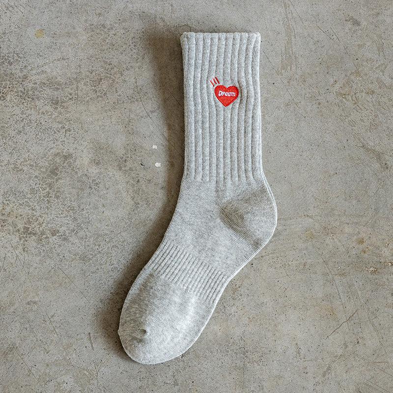 Embroidered Heart Men's Mid-Calf Cotton Socks: Korean Style, Trendy Hip-Hop, Breathable, Black & White for Autumn & Winter