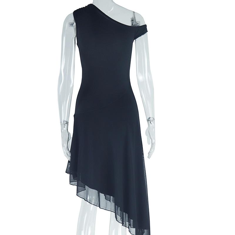 Spring and Autumn European and American Women's Fashion Solid Color Dress with Slanted Collar, One Shoulder Exposed, Sleeveless, Irregular Skirt