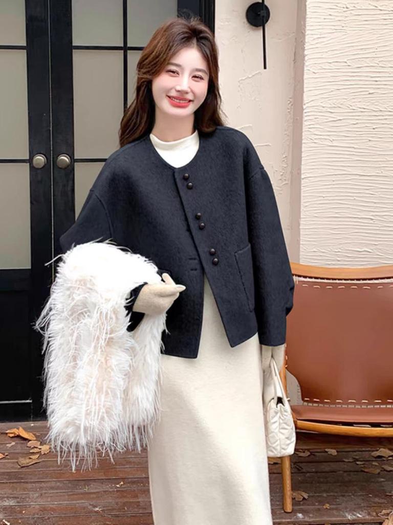 2025 New Korean Style Women's Short Wool Coat: Double-Sided Fragrance Style with Round Neck