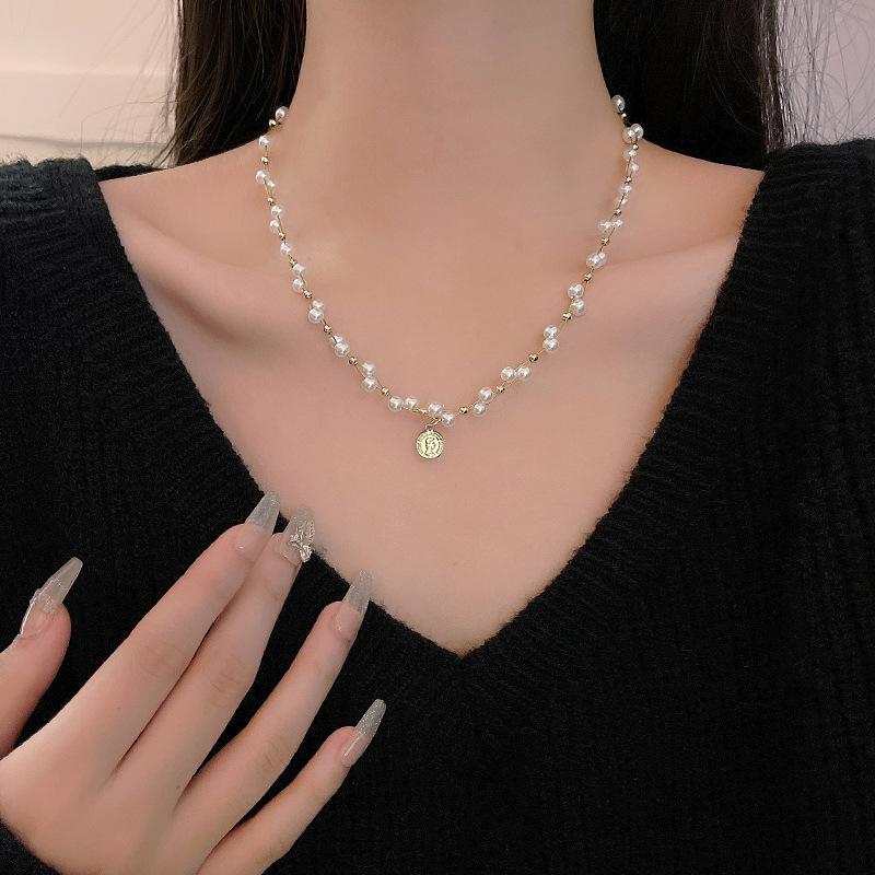 Hot-selling cherry pearl necklace women's ins style fashion high sense love collarbone chain new item pendant