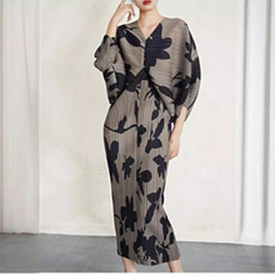 New Chinese Style Cheongsam Dress: Women's Pleated Summer A-Line, French-Inspired, Waist-Slimming Long Dress