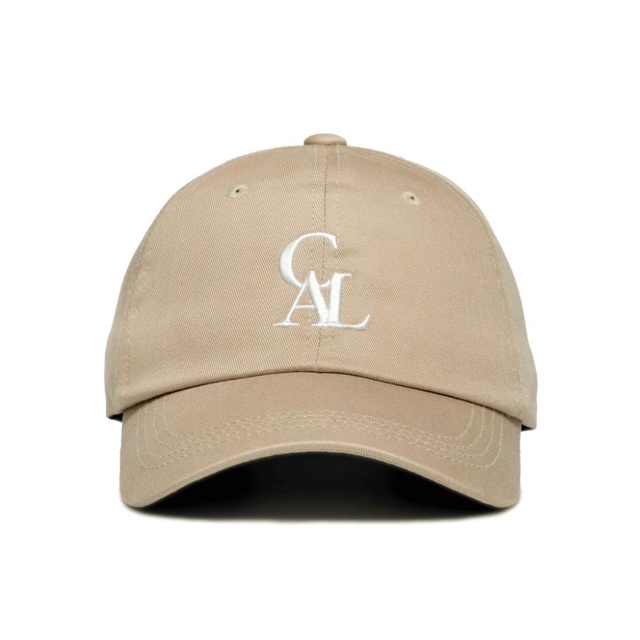 [Von Stray Kids Lee Know getragen] Tiefer Sitz Ballkappe Große Größe Baumwolle Baseballkappe Stil Kpop Flughafen Mode CASE A LOT Signatur Logo