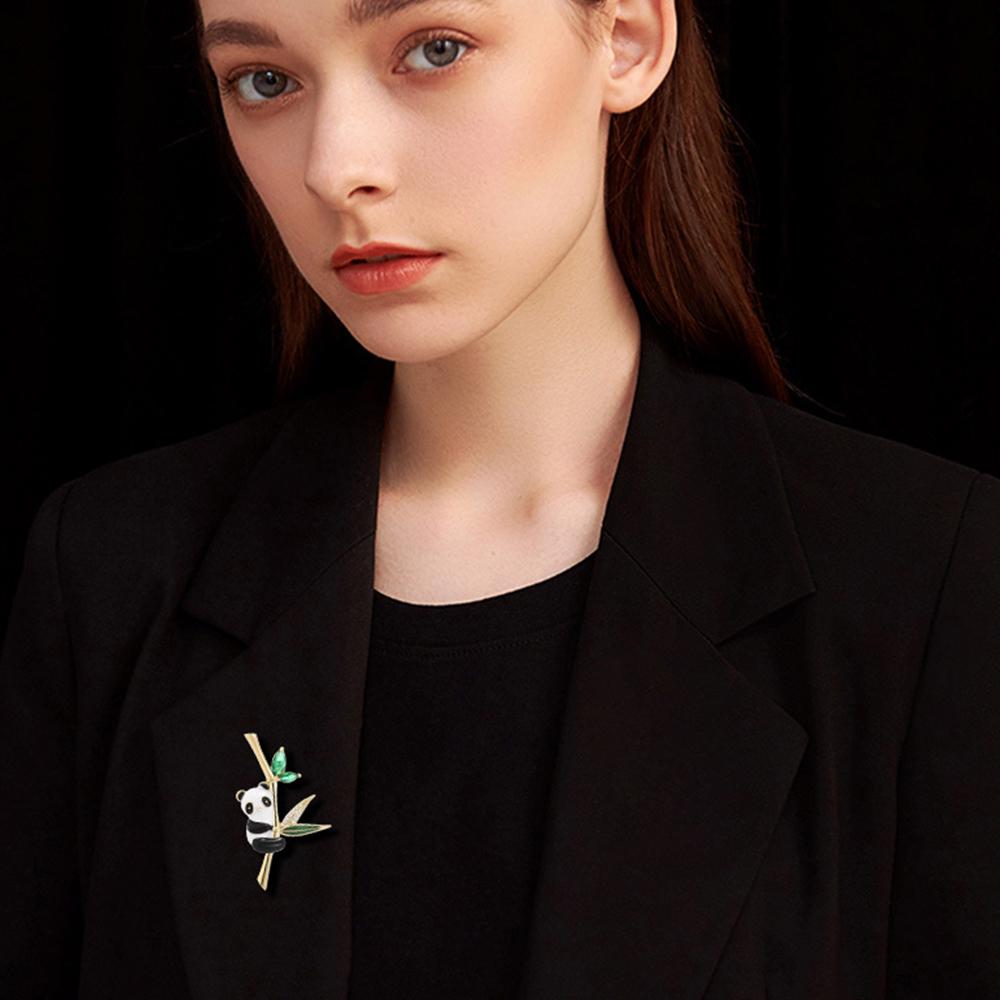 Senior Brooches Flower Leaf Brooch Pins for Women Suit Pendant  Fashion Brooches Jewelry