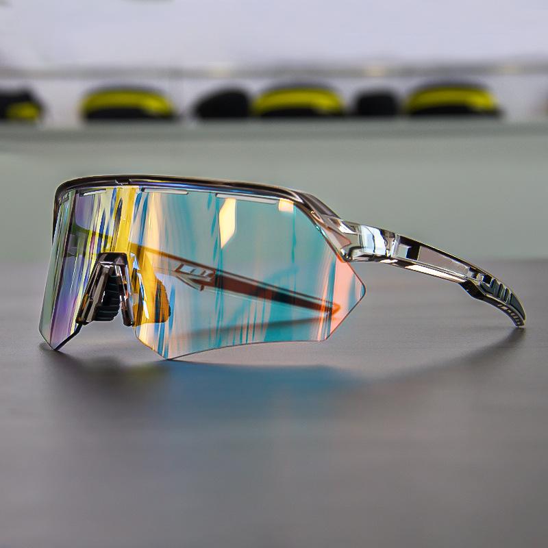 Lunettes de sport à changement de couleur pour la randonnée et l'alpinisme, le cyclisme en extérieur, lunettes de soleil coupe-vent, anti-poussière et anti-éblouissement pour hommes et femmes