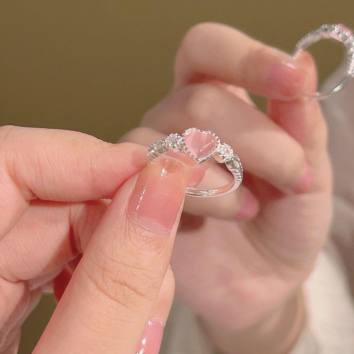 

Регулируемое кольцо с камнем «кошачий глаз» в форме сердца для женщин - Нишевый дизайн высокого класса